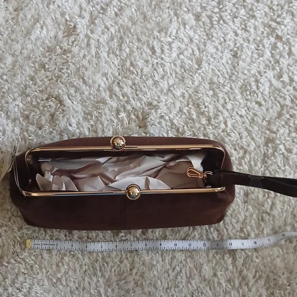 NWT MED SIZE BROWN SUEDE CLUTCH - Picture 4 of 7
